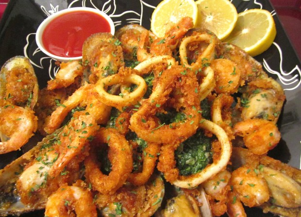 Fried Seafood, Creamed Spinach & Tonkatsu Sauce