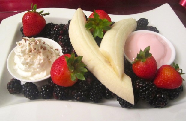 Breakfast Of Champions # 34 – Fruits , Yogurt & Cream