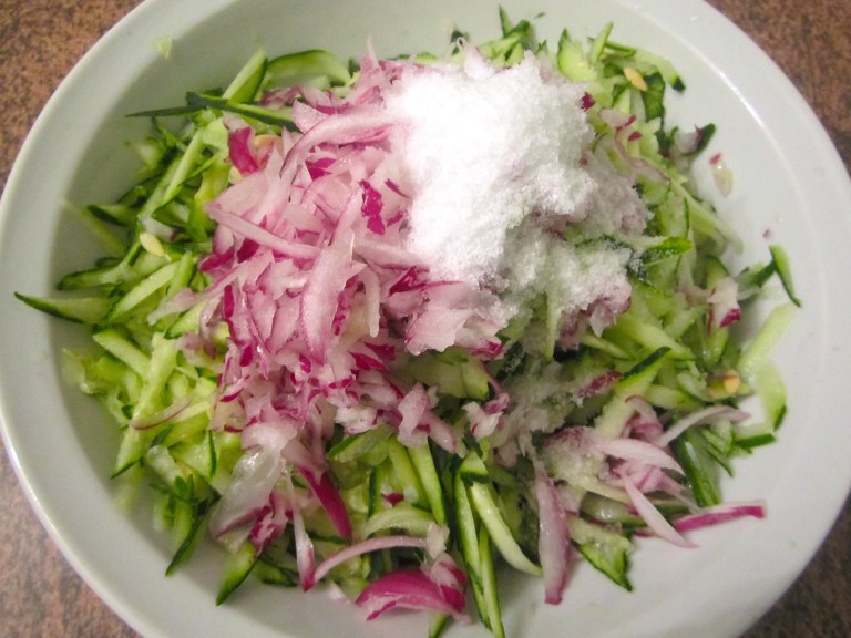 Chicken Curry, Roti, Raita & Rice | ChefsOpinion