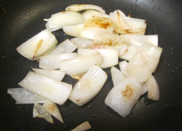 saute onions and garlic paste in garlic oil