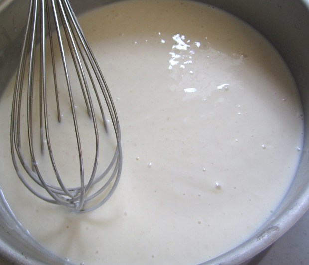 Heat velouté (preferably fish velouté, but seafood velouté, chicken velouté or veal veloutéwill be just fine), add cooking liquid from pasta if too thick