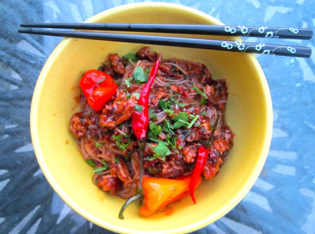 Chili-Pork Rice Sticks