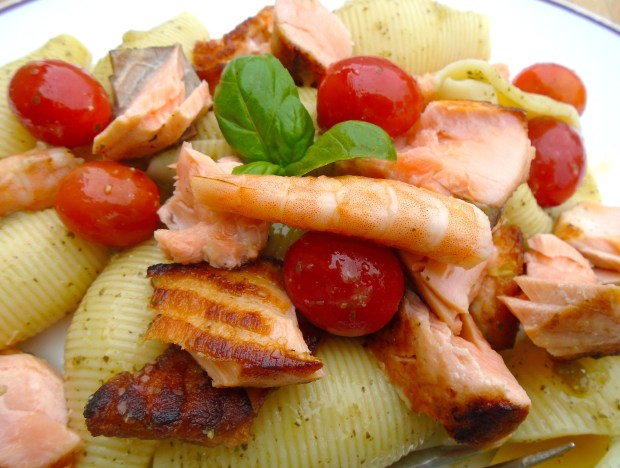Pasta Salad With Salmon, Shrimp And Pesto