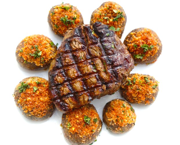 Grilled Beef Tenderloin With Parmesan-Roasted Mushrooms