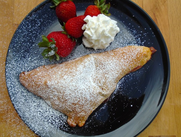 Strawberry And Chocolate Pudding Pocket