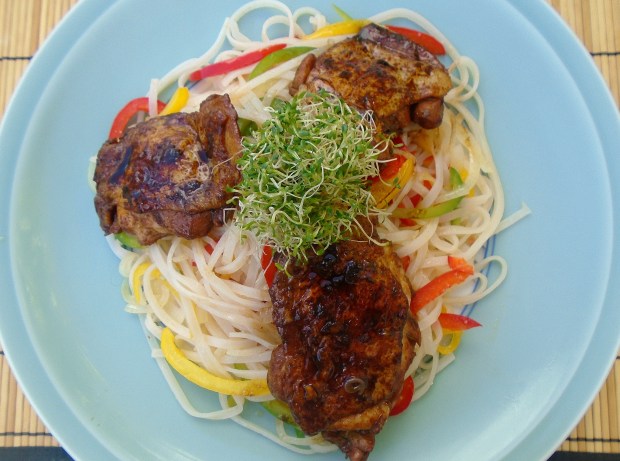 BraisedTeriyaki Chicken With Spicy Rice Sticks