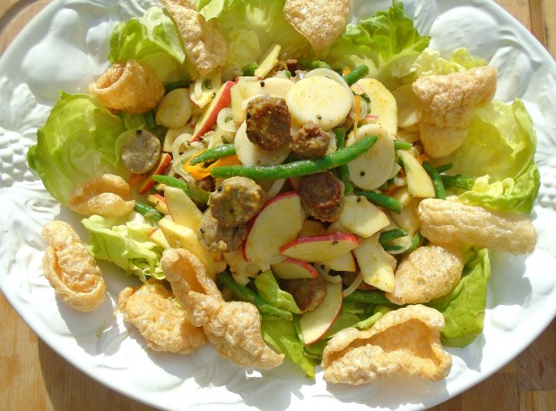 Bratwurstsalat  (Brat-Salad)
