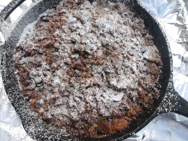 Caramelized Appe Cobbler With Twice Baked Chocolate Cookie Crumble